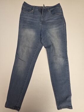 NOBO Women's Straight Leg Jeans in Medium Blue